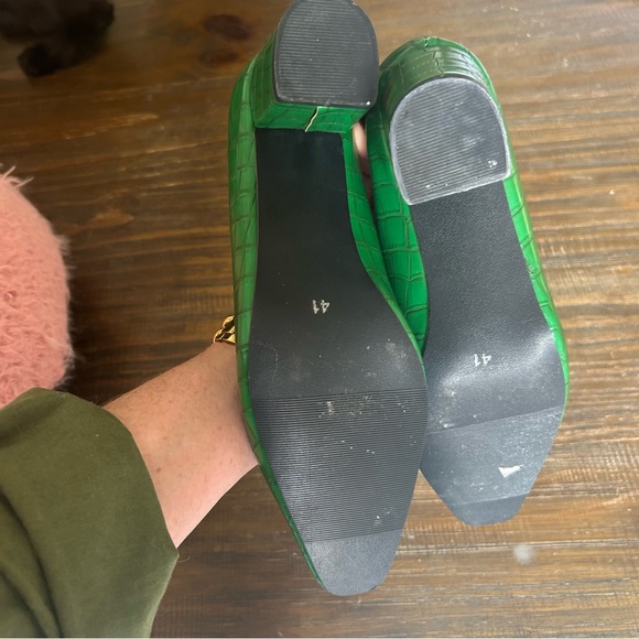 🍀 Vibrant Green Croc-Embossed Block Heels — Horsebit Detail (Size 41) - Picture 6 of 6